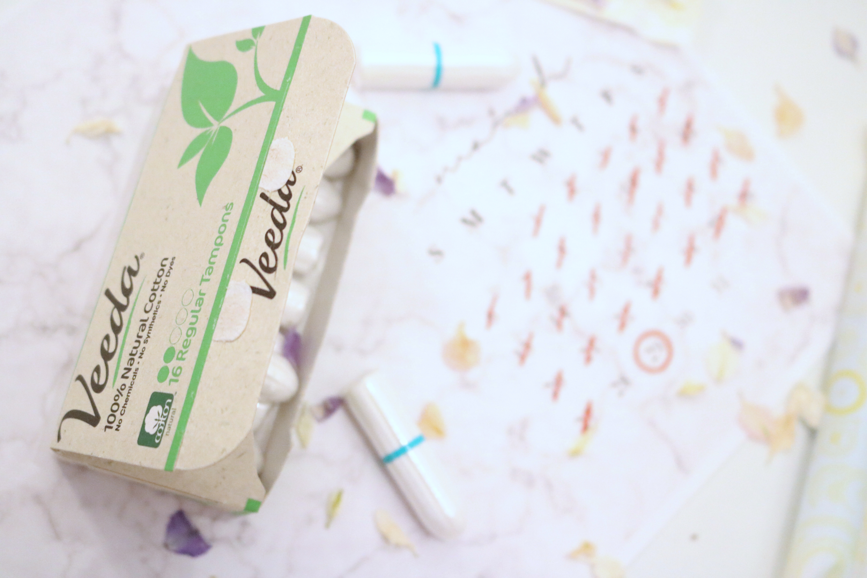 Jodetopia Tampons vs Pads Veeda Period