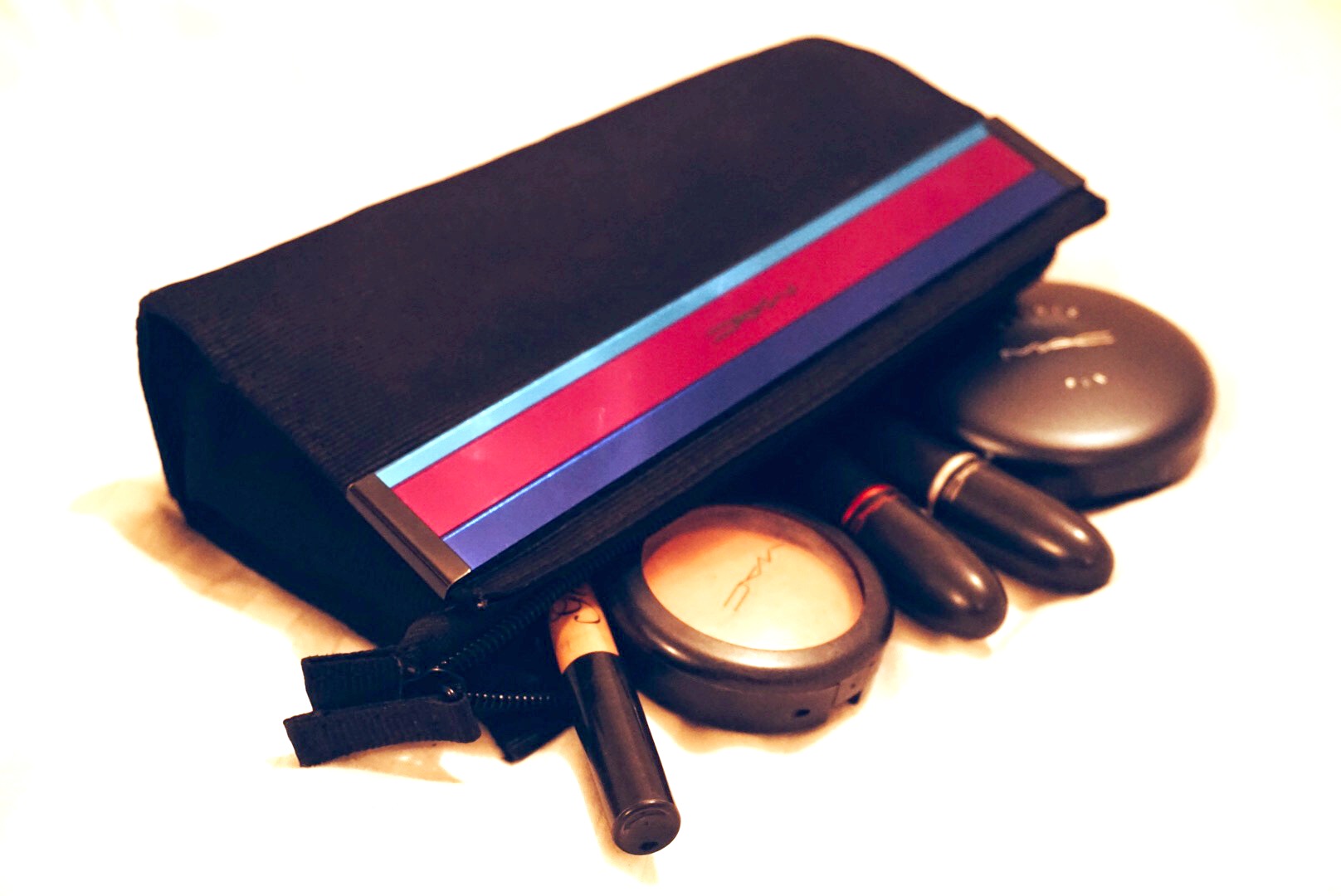 minimalist makeup bag, MAC makeup, Jodetopia, LDN Rose, Guest Post