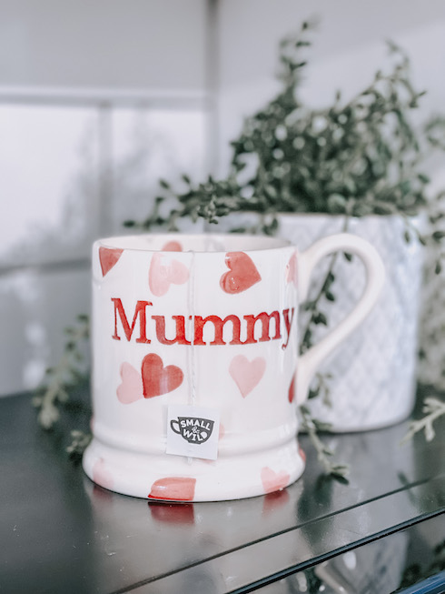 Emma Bridgewater mummy mug with a cup of tea